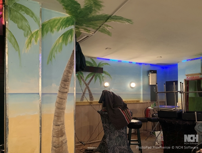 muurschildering
                                                  jamaica lounge
                                                  amsterdam